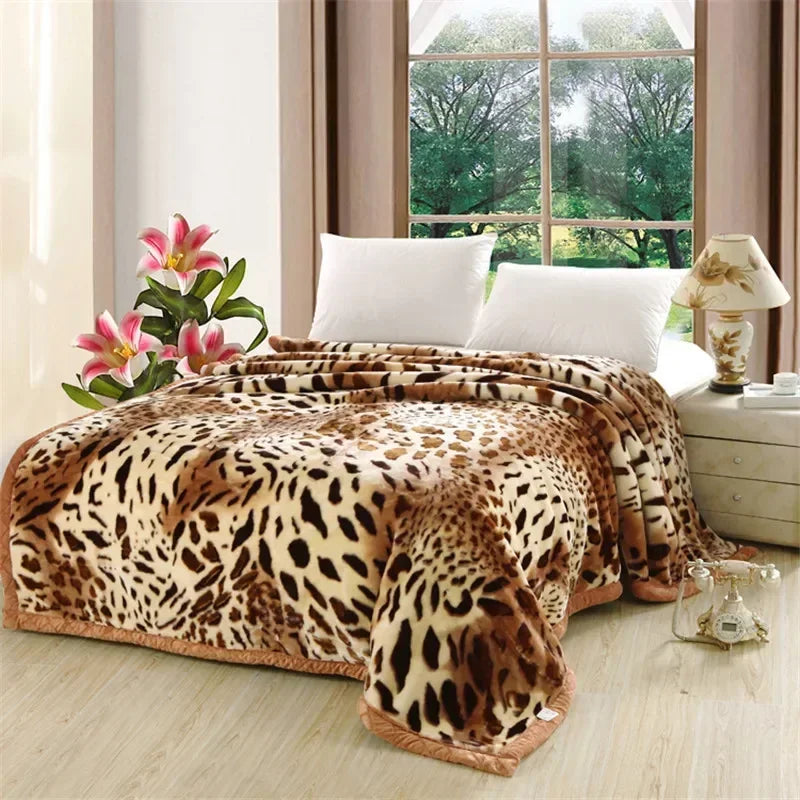 Double Layer Raschel Blanket – Soft Warm Faux Fur Mink Throw, Thick Fluffy Microfiber Plush Weighted Blanket for Beds
