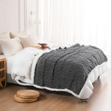 1pc Jacquard Sherpa Weighted Blanket – 3KG, All-Season Comfort for Adults