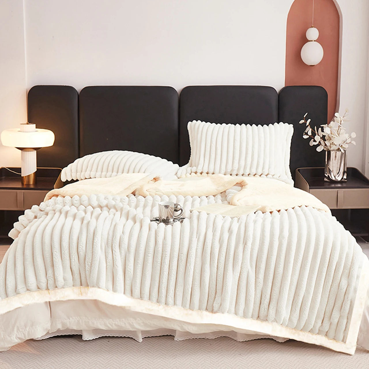 1pc Weighted Fleece Blanket – Soft, Warm, All-Season Comfort, 8lbs