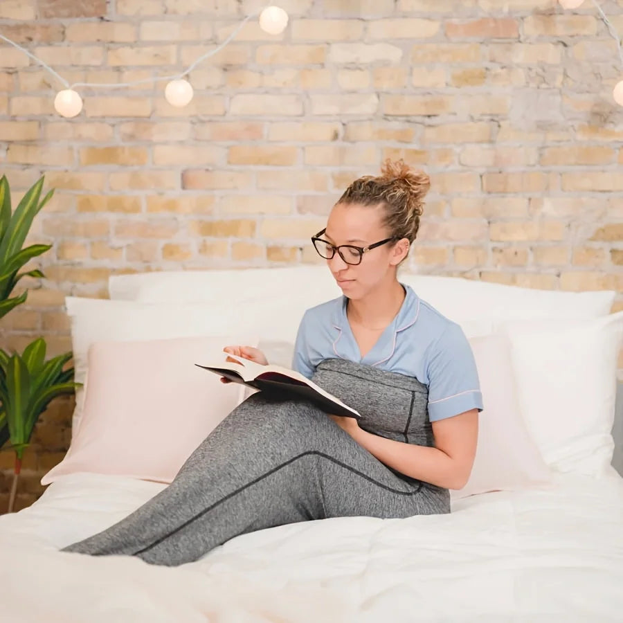 EloraSleep™ Comfort Pod Wearable Blanket – Cozy, Lightweight Comfort