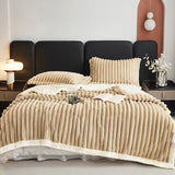 Weighted Fleece Blanket – Soft, Warm, All-Season Comfort, 8lbs